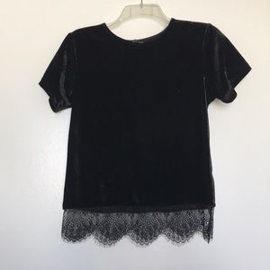 Velvet black top with lace design